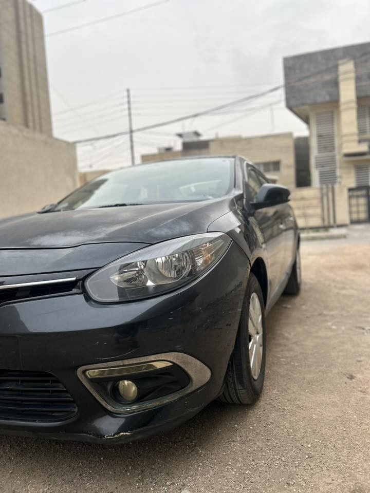 السلام عليكم
رينو فلوانس موديل ٢٠١٦ فرنسي رقم كربلاء (مميز)
مكفوله من كولشي ماشيه ٥٥ كم مثل ما موضح بالصور 
بدي السياره بي جراد فقط دواخل السياره نظيفه وشاشه وكامره تخم تايرات جديده السياره بأسمي سنويه ٢٠٢٨ 
السعر ٨٧ وبي مجال 
مكانه كربلاء للاستفسار اكثر ***********
