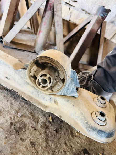 🌍🚙 مجمع حيدر عداي  ✨
📦 يتوفر توصيل إلى جميع المحافظات
🗽 يتوفر كادر عمل كامل 
توفر قطع غيار أصلية 100%

🧾 مع ضمان 6 اشهر بالعمل والادوات 

📍 الديوانيه – حي الصناعي – قرب مجمع علي العيساوي 

📞 *********** ديوانية
