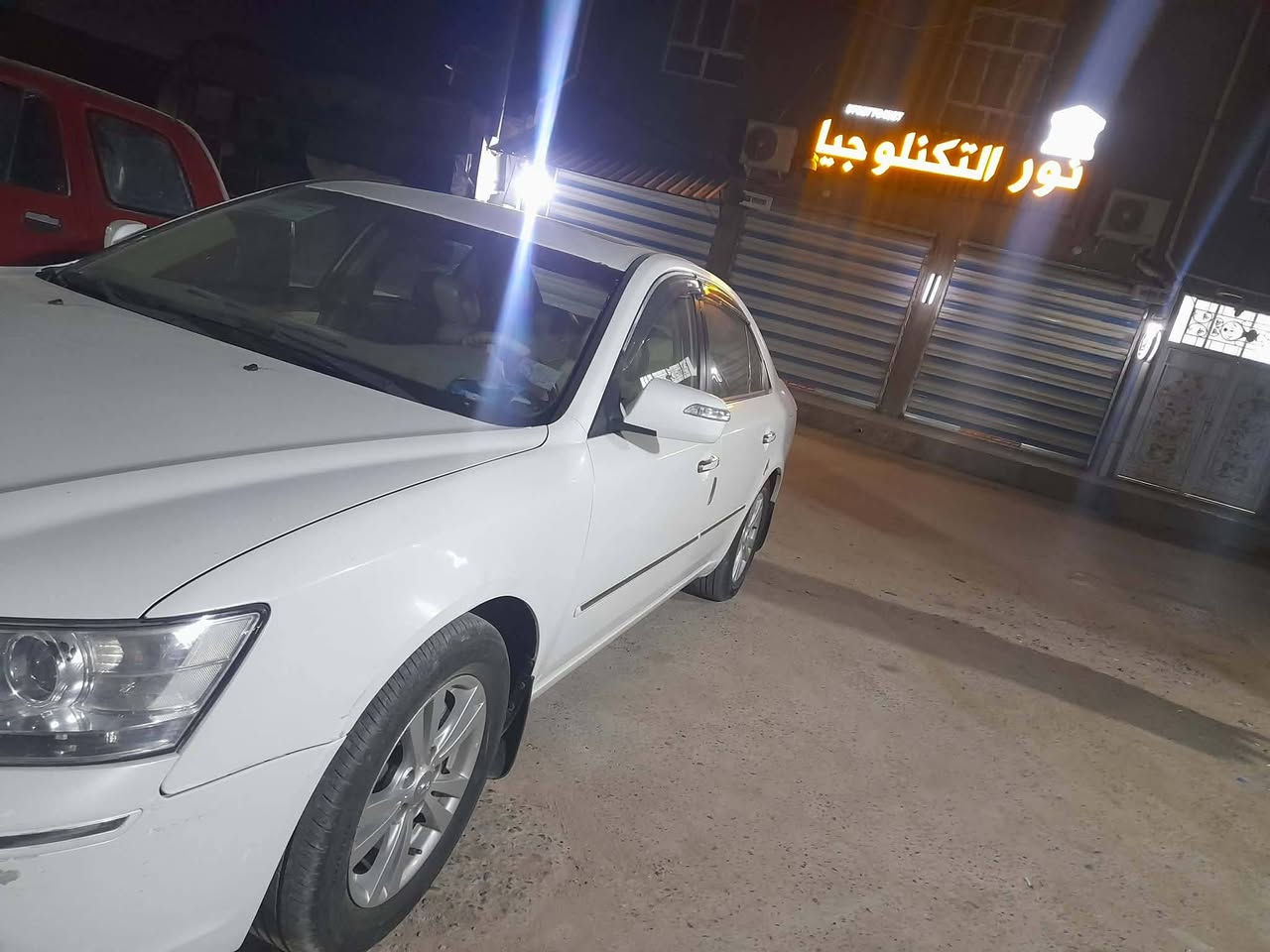 السلام عليكم سوناتا للبيع
السعر ١٣٠ وبي مجال
رقم نجف 
مكان النجف الاشرف
بيه ملاحظات
البيع عل السونار 
رقم ***********
