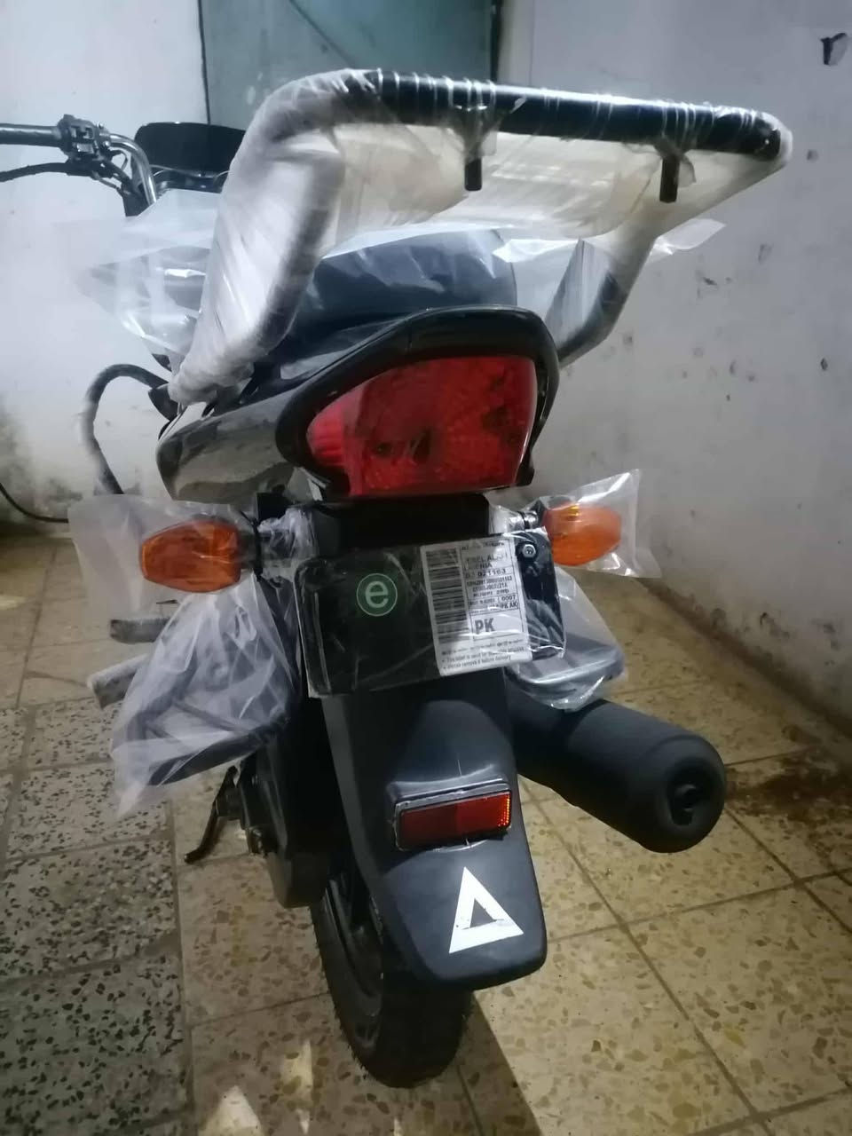 سلام عليكم دراجه هيرو للبيع موديل 23دراجه مكفوله كفاله عامه اورق اصلولي


**إذا كنت صاحب هذا الإعلان وتريد حذفه لأي سبب، رجاءا أرسل رسالة إلى الدعم الفني**