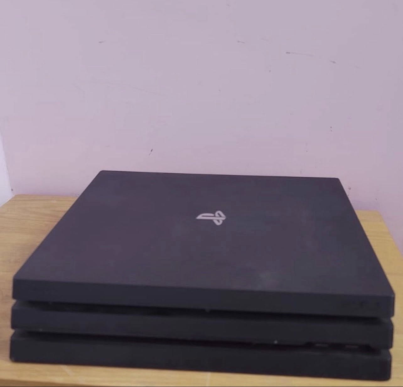 مكاني بغداد الامين ٢ يوجد توصيل لجميع المحافظات رقمي *********** 
متوفر للبيع 

فايف فات جوستك واحد وكيبلاته نظيف ممفتوح سعره ( ٥٥٠ ) 

اجهزة الفور المهكرة 👇🏻
١-بلي ٤ برو مهكر واحد تيرا نظام ( ١٢ ) على القرص مع جوستكين + تنزيل العاب حسب الطلب سعر ( ٣٠٠ ) 

٢- بلي ٤ سلم نص تيرا نظام ( ١٢ ) على القرص مع جوستكين + تنزيل العاب حسب الطلب سعر ( ٢٢٥ ) 

٢- بلي ٤ فات مهكر نص تيرا نظام ( ٩.٠٠ ) مع جوستكين + تنزيل العاب اختياري سعر ( ٢١٥ ) 

٣- بلي ٤ فات مهكر نظام ١٢ مع جوستكين + العاب حسب الطلب سعر ( ١٩٠ ) 

الإجهزة الاونلاين 👇🏻 
١- بلي ٤ برو واحد تيرا اخر تحديث مع جوستكين + قرص هدية سعر ( ٢٢٥ ) 

٢- بلي ٤ سلم اونلاين اخر تحديث مع جوستكين + قرص هدية سعر ( ١٧٥ ) 

٣- بلي ٤ فات اونلاين اخر تحديث مع جوستكين + قرص هدية سعر ( ١٥٠ ) 

متوفر ايضاً جوستكات اصلية مال فور ب ٢٠ ومال فايف ب ( ٥٠ ) 
متوفر ايضا هارد خارجي للبلي ٤ المهكر مع تنزيل العاب حسب الطلب سعر الذاكرته ٥٠٠ ب ( ٢٥ ) والواحد تيرا ب ( ٥٠ )
