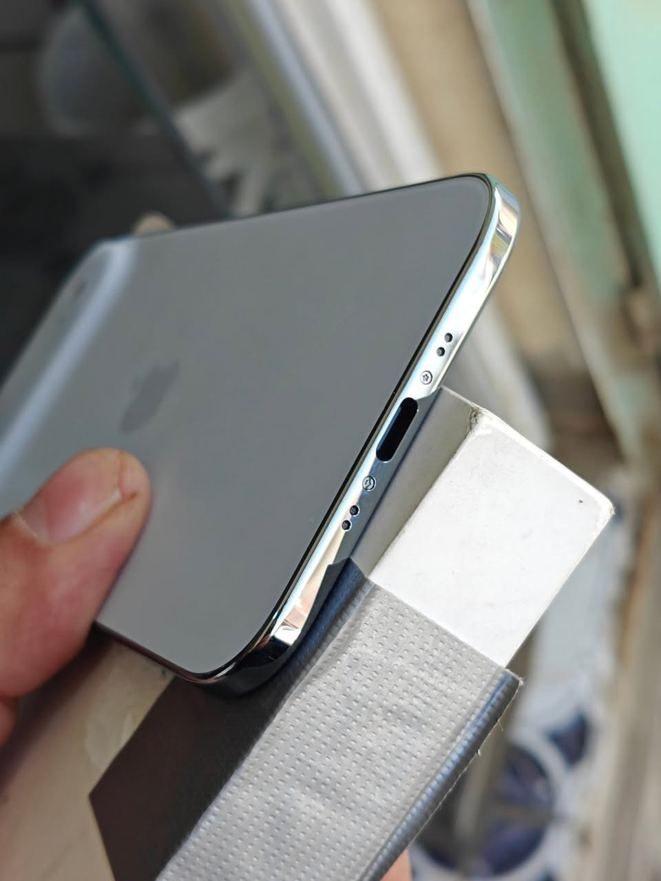 السلام عليكم 
ايفون اير 17
 ذاكرة الجهاز 256 نسخة Esim
الجهاز فقط معرب بطاريه 💯 مشحون صفر مره يعني عدد الشحنات 0 يعني نفس الجديد ماكو فرق عن الجديد فقط  مايحتاج بعد نشرح شرط الفحص والظمان الجهاز السعر 1265 مع التوصيل يوجد توصيل محافظات 
مكان المكتب بابل


**إذا كنت صاحب هذا الإعلان وتريد حذفه لأي سبب، رجاءا أرسل رسالة إلى الدعم الفني**