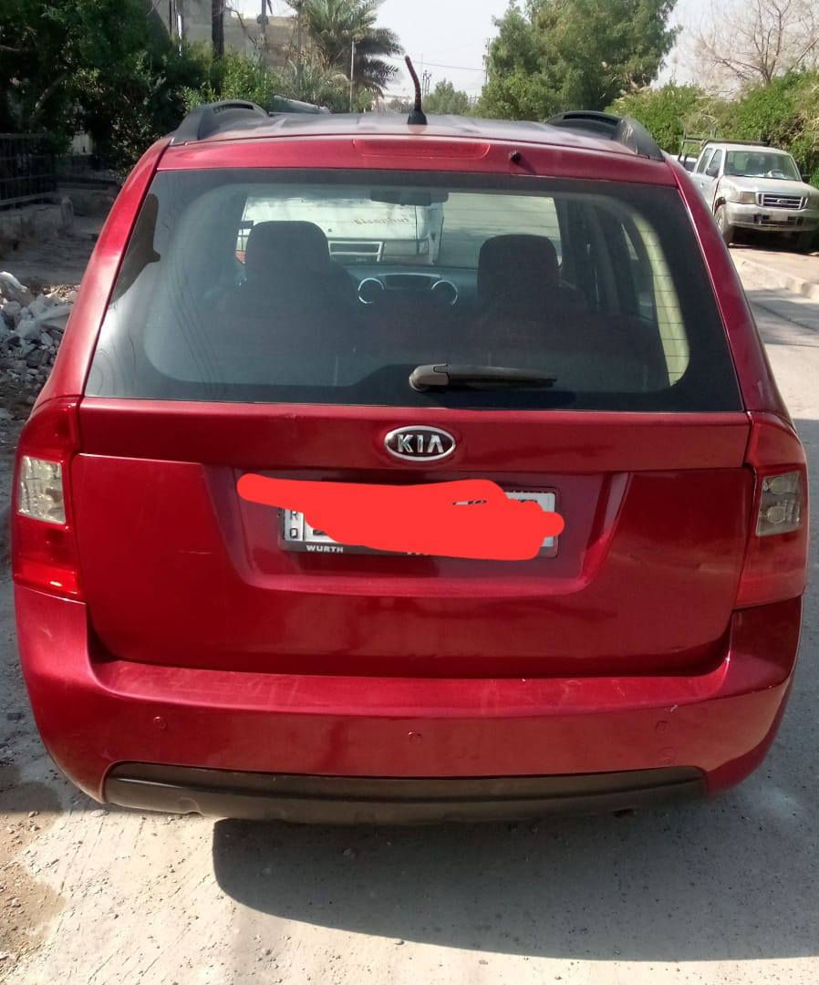 السلام عليكم سيارة كيا روندو موديل 2008 وارد امريكي
ستة سلندر مكينة وكير مكفول حادثها جاملغ خلفي 
تبريد عاطل 
السنوية بأسمي مجددة 2030
السعر 110 $
ملاحظة مكلف بالنشر 
للاستفسار رقم صحاب السيارة ***********
