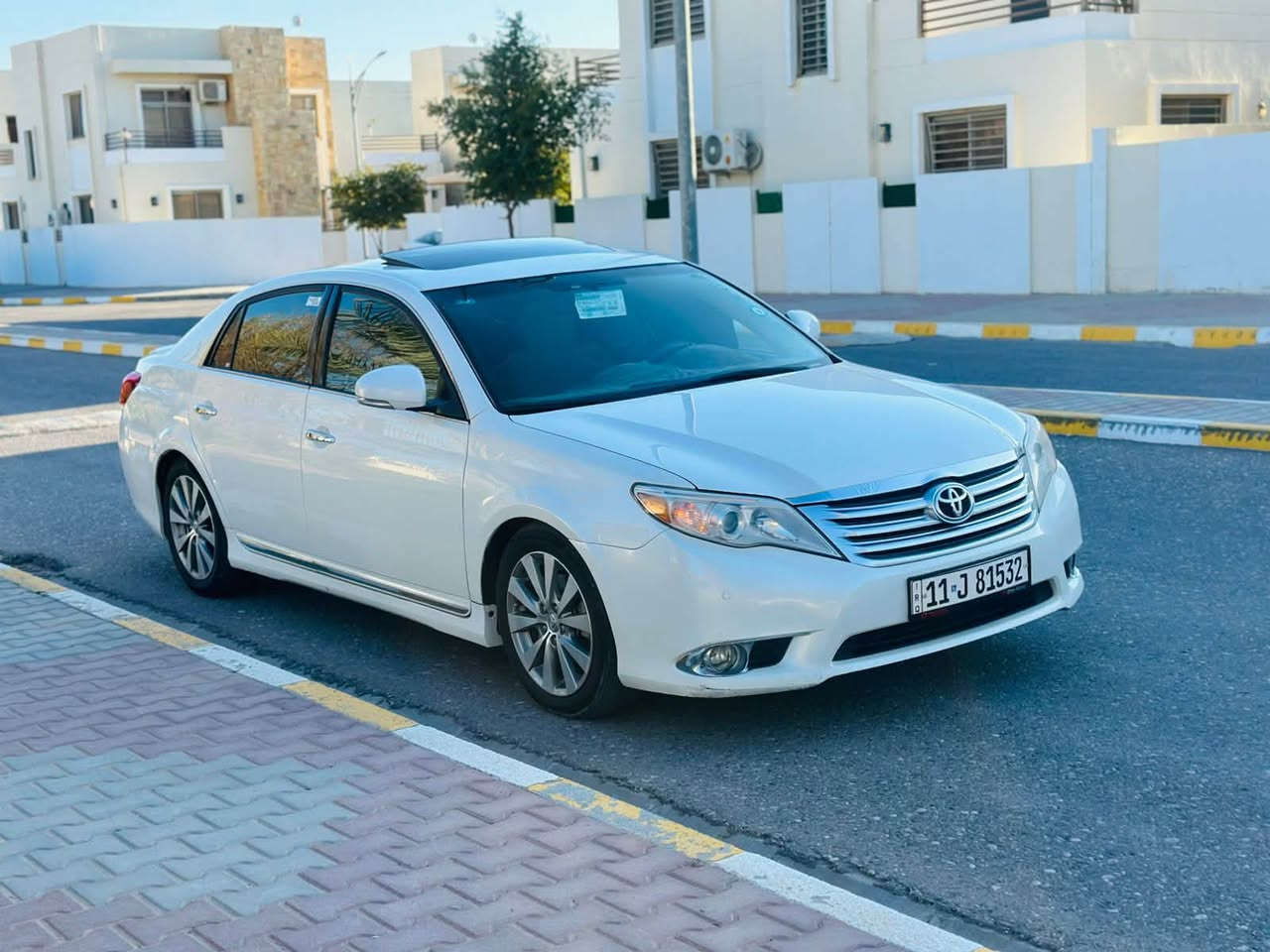 إسلام عليكم
افلون 2011 خليجي لمتدد 

مواصفات 

بصمه تشغيل بصمه أبواب 

أناره ترحيبيه بل مرايه 

كشنات تبريد تدفئة 

كشنات كهرباءيه 2 
برده خلفيه سلايت 

فتحه سقف 

ويل شركه عدد 5 

حساسات امامي خلفي 

محرك بلادي مامفتوح 

ضرر جاملغ ونص الباب رش فقط جه السكن 

 السعر 175 

مكانها تكريت 

رقم الهاتف ***********
