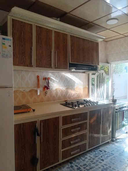 كاونتر تفصال ارضيه مرمر مترين ونص ٥٠٠ وبيه مجال ***********
