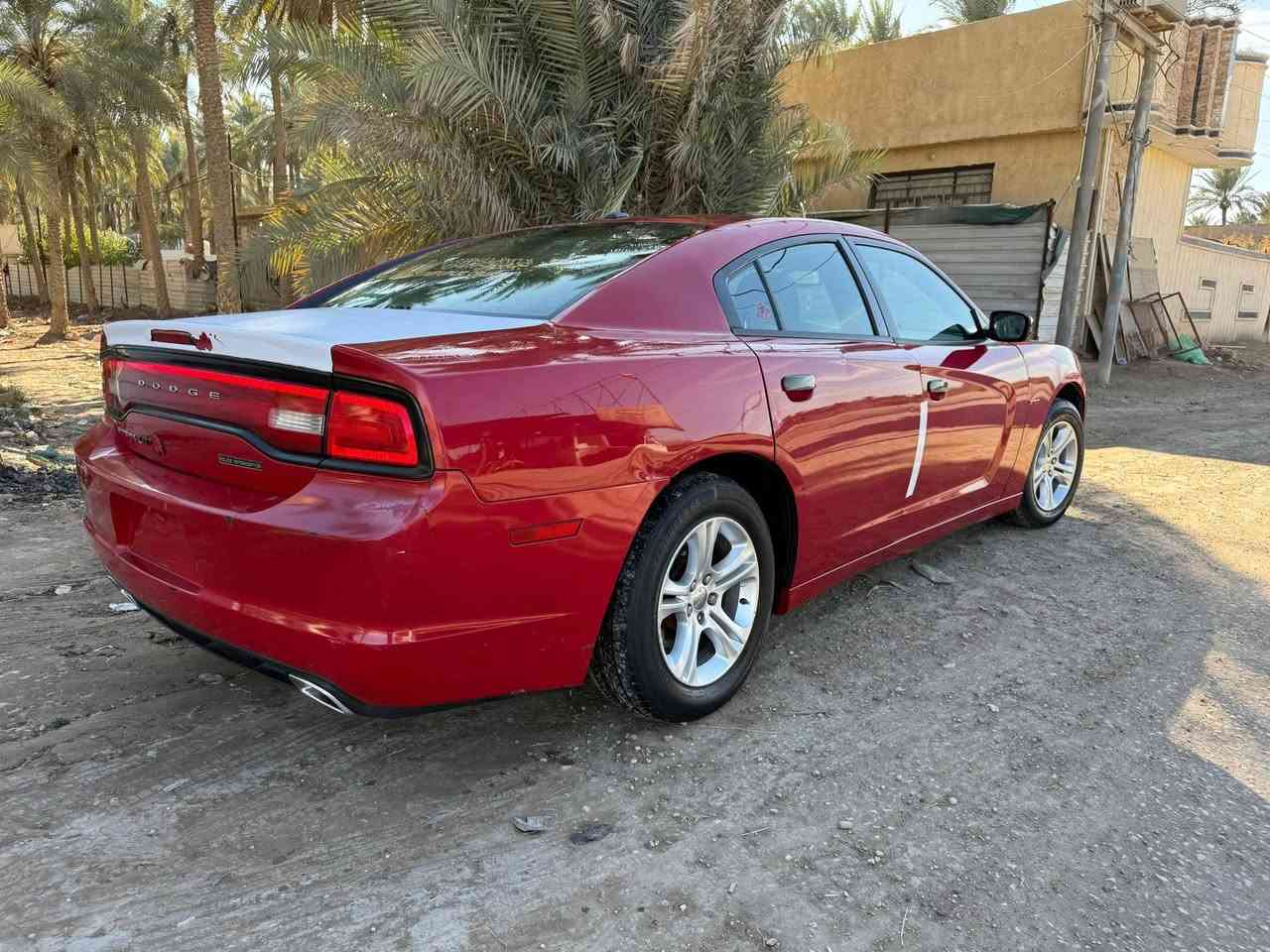 السلام عليكم ورحمه الله وبركاته
دوج جارجر موديل 2013

متوم وكامل رقم اربيل الدولي 

 كصتها جنطة 

مكينة 6 سلندر 3600

كيلو متر 260 

نظام بلوتوث

نظام SPORTS 

بصمة+بصمة ابواب 

حساسات  خلفي 

تحكم كشنات كهربائي

كشنات تدفئه 

تحكم حركة الستيرن كهربائي 

تدفئه بالمري 

مري شفط وتحكم بالمري كهربائي 

لايت LED زنون 

داخل مميز 

مانع انزلاق 

وسادة كهربائية 

نظام تحديد السرعة

گير مكينه مكفول حدادية تبريد كله جاهز 

مكان السيارة بابل 

السعر 57 وبيها مجال

للاستفسار الاتصال

***********
