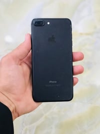 ايفون ٧ بلس • ١٢٨ • نظيف ٩٥٪