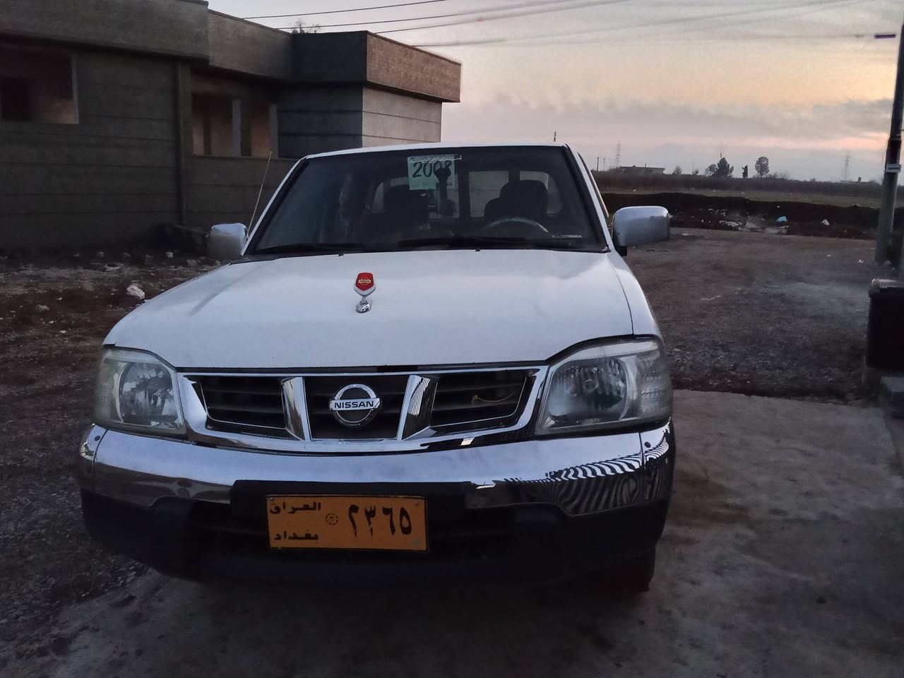 نیسان مۆدێل 2008  براوە ناوسورجام کارەبا ئاوێنە کارەبا سەیارەکە کامل جایز کراوە بێ م  سرەفە 
گێرو مەکینەو اکسل بەشەرت
بێ تەقەورەقە 
کۆدی ئاسایشی بۆکراوەـ
سعری 60گڵا تۆزێ مەجال
0751 1746870
