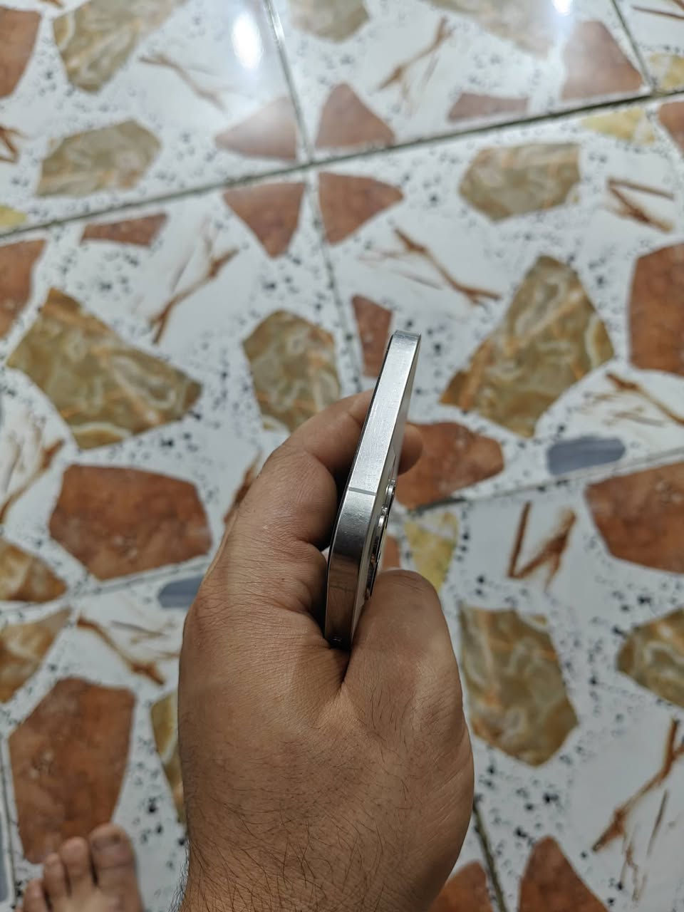 السلام عليكم 
ايفون 12 برو ماكس شرق اوسط ماستر A/AA
256  ذاكرته ويا لزكه رويال وكفر عدد 2
فقط عليه شاشه تفصيخ وبطاريه اورجنال
مكفول كفاله من اي عطل او خلل غير الي گلته
منن من البيت تاخذه مال جناي  السعر 370 قفل من الاخير
مكاني الاعظميه او الشعب
***********
اذا ماعندك رصيد رمش عندي خدمه وسلامتكم 🤍
