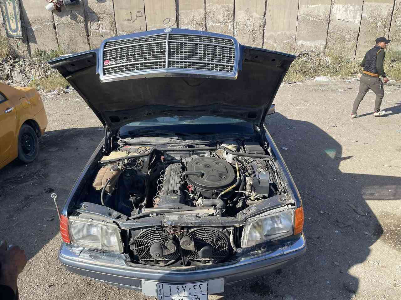 سلام عليكم مارسدس موديل٩٠تحويل مباشر كير مكينه مكفولات تبريد مكفول تخم تاير سياره بلاديه  رقم بغداد كلشي بيها جديد وبلادي رايده ٦٥وبيها مجال ***********
