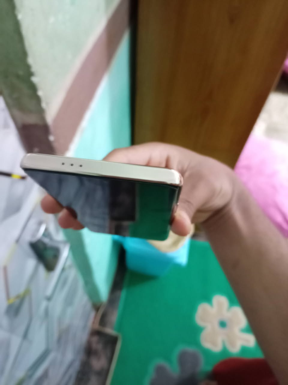 سلام عليكم
موبايل هونر 9 سي للبيع
ذاكره 256 عشوائية 12+12
نضافه 100٪ الغراض كامل 
ارقم الهاتف. 

***********
