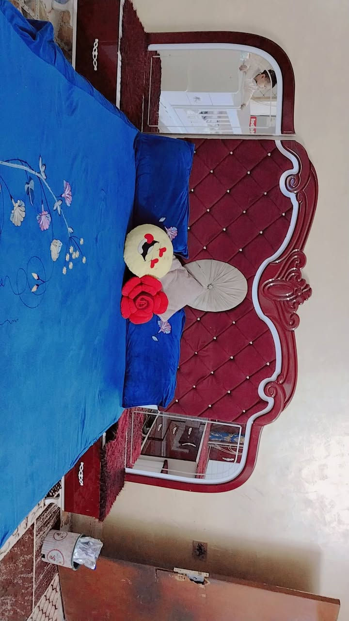 غرفه نوم تركيه للبيع
10 قطع السعر 800 قفل قغل
***********
