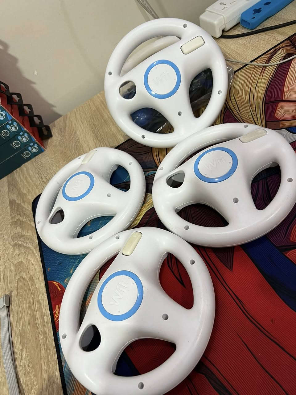 مرحبا شبابنا جميع محلقات جهاز WII
جميعها اصلية ونظافة عالية جدا 

يوجد اجهزة كاملة وتوجد ملحقات 

جهاز كامل مع ملحقات

يدات إضافية 

محولات 

فيش AV 

قواعد 

دركسونات


**إذا كنت صاحب هذا الإعلان وتريد حذفه لأي سبب، رجاءا أرسل رسالة إلى الدعم الفني**