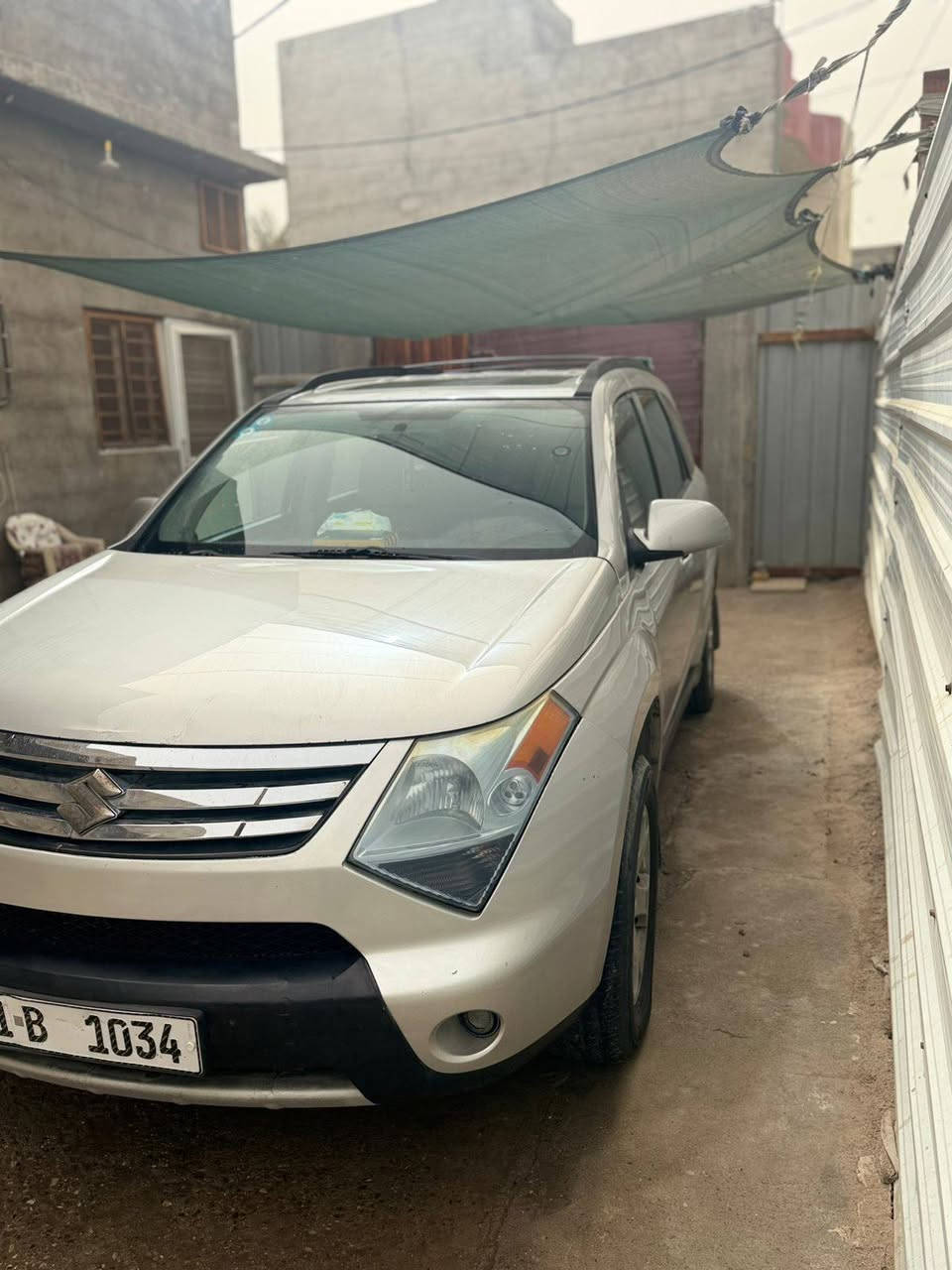 سلام وعليكم 
سازوكي موديل 2008
وارد أمريكي
قطعه وحده صبغ فقط
بيها بارد مدكر وبنيد خفيف كلش ما مبين طخه خفيفه
فول مواصفات 
تحكم ستيرن
بلوتوث
شاشه
فتحه
مثبت سرعه 
مري كهربائي
كشنات جلد 
تبريد شغال
مكينه كير حداديه تايرات خير من الله 
رقم سياره انكليزي
رقم بغداد 
تحويل ثاني يوم 
السعر 85
وبيها مجال حك جيه
العنوان بصره شط العرب نهر حسن 
للأستفسار ***********
