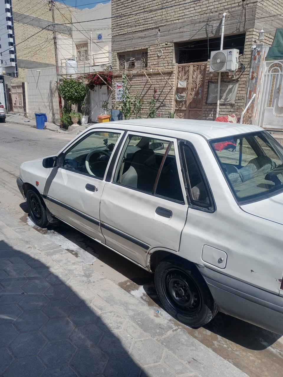 سلام عليكم سايبا لبيع مديل 12مكينه بيها خيط بخار سعر 33 وبيها مجال الشراي يتصل ***********
