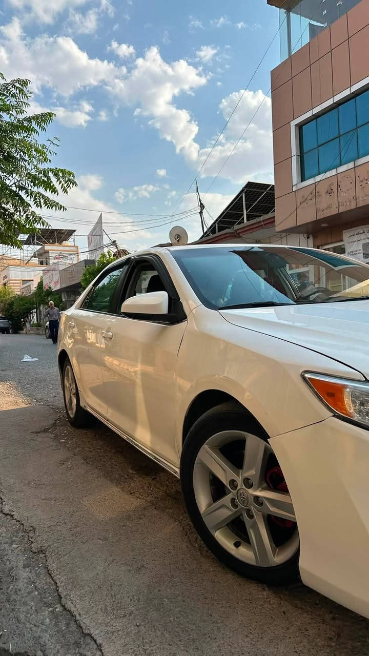 CAMRY 2012
LE 
220MIL
3 CART
1 TAADIL BARD
120 $  MECAL
***********
