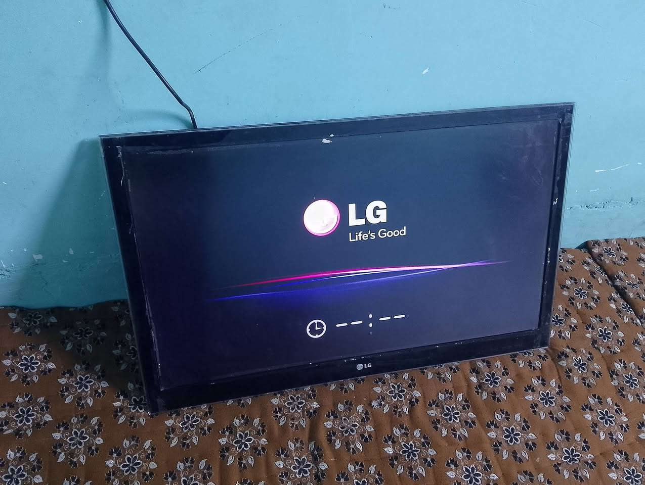 ابلازمات عدد 2شرط الشغل حجم 44بدون نيت السعر الواحد 80شراي اتصل اوخاص ***********
