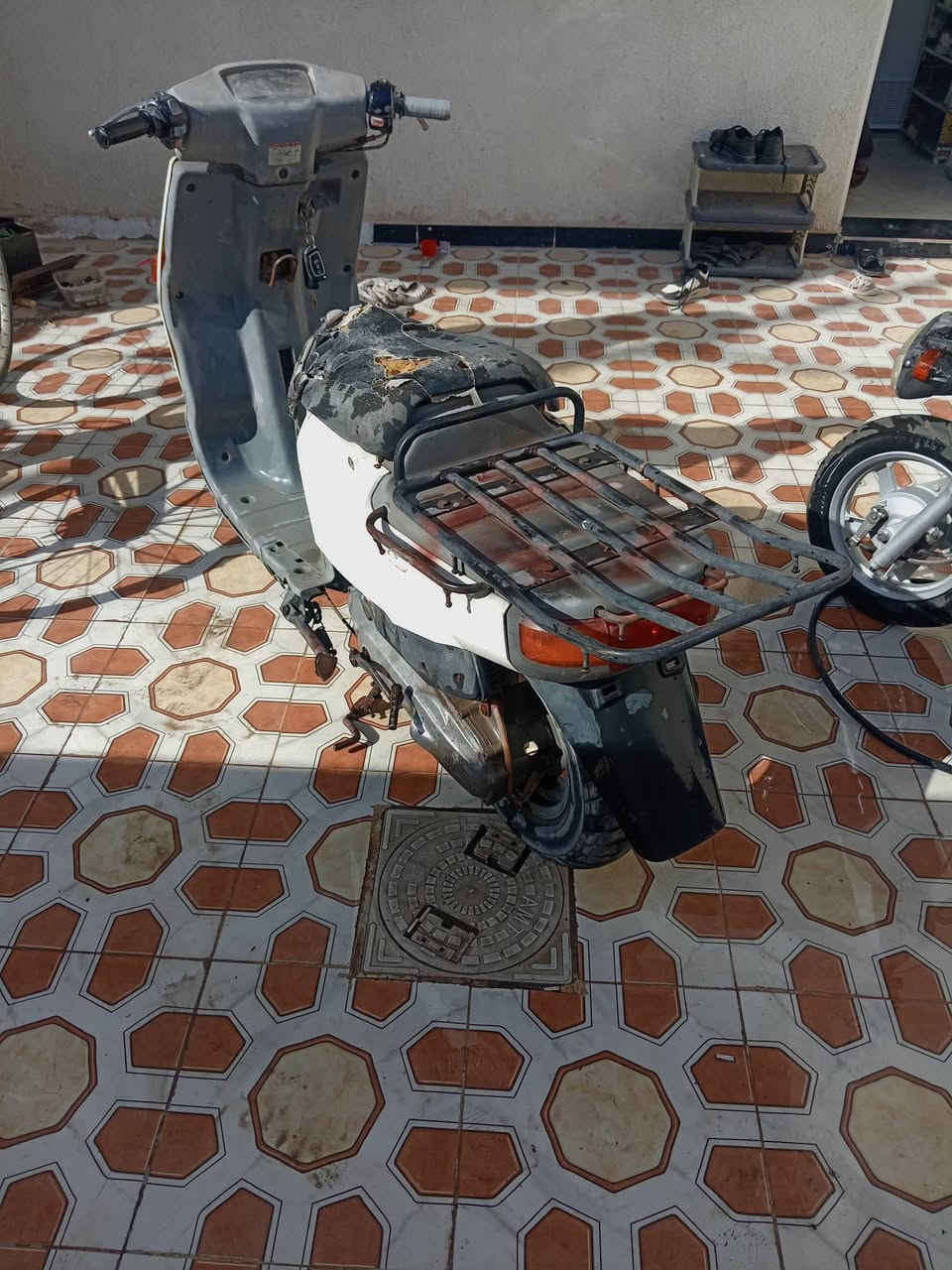 دراجات بيكم وحدة نوزل والثانية كابريتر شغالات للبيع ***********
