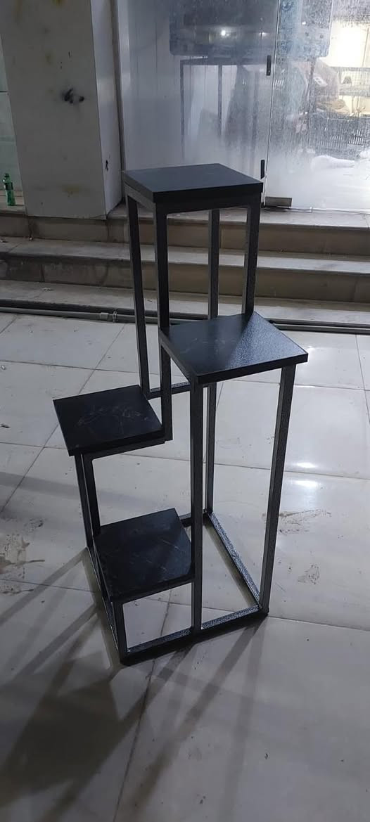 لكافة انواع القمريات  و الكتايب 
و ابواب ومحجلات
وقرميط و ديكورات و مخزنات و كرفانات 
وكافه شغل حدادة 
في كافة مجمعات اربيل 
للمزيد من معلومات اتوصلو ع ارقام التالي 
*********** واتساب
