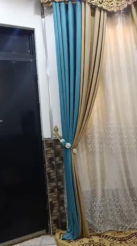 للبيع هيه والتاج ب50 وبيها مجال


**إذا كنت صاحب هذا الإعلان وتريد حذفه لأي سبب، رجاءا أرسل رسالة إلى الدعم الفني**