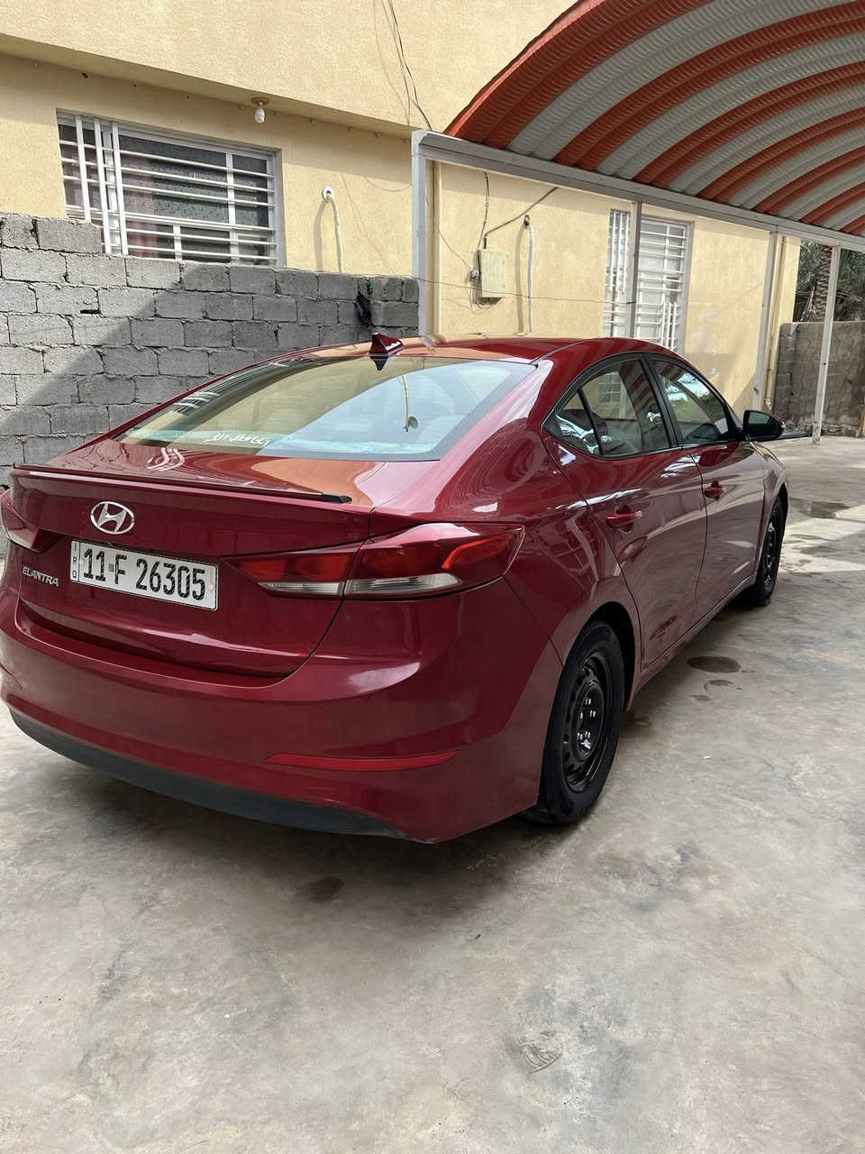 من رخصت الادمن المحترم 
للبيع سياره نوع الانتره  موديل 17امريكي ماشيه 144حقيقي رقم بغداد سنويه 30
موصفات 
تحكم ستيرن جهتين 
حاكيه 
مثبت سرعه 
مانع انزلاق
شاشه +كامره +حساس امامي خلفي
رداد بل مري 
أشاره بل مري
حجم المكينه 2000 مامفتوحه 
كير مامفتوح 
تخم تاير جديد 
حداديه 100%
الضرر
جاملغ امامي حادثه بدون دواخل بدون فتح وبيه جوه قبق البانزين رشه اثر شخط بل عراق والباقي لابارد ولا رصعه سياره تخبل بل خير عل ياخذه 
السعر  122وبيه مجال اي ستفسار اتصال 
***********
