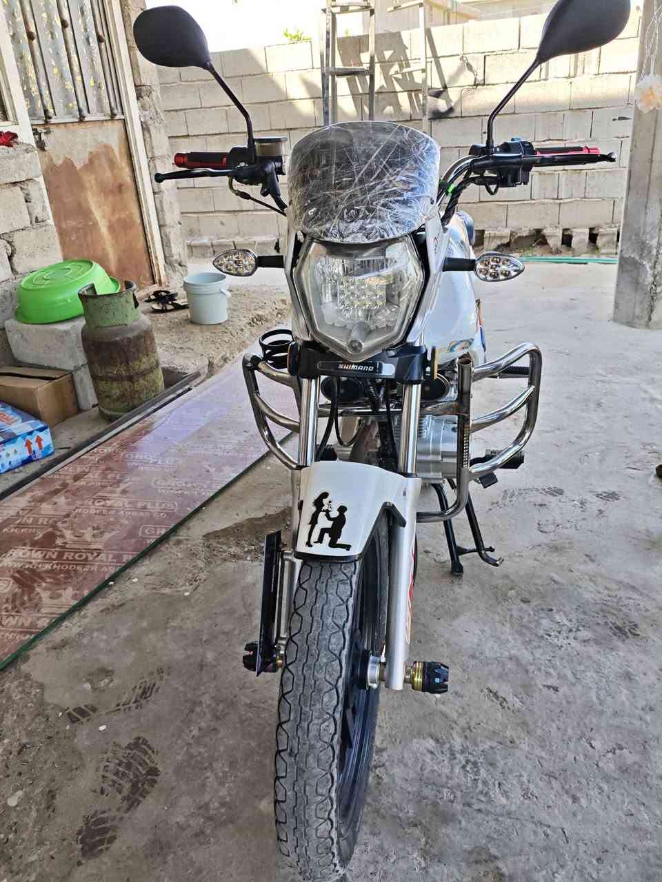 سنكي موديل 23 مراوس بساو ناصي


**إذا كنت صاحب هذا الإعلان وتريد حذفه لأي سبب، رجاءا أرسل رسالة إلى الدعم الفني**