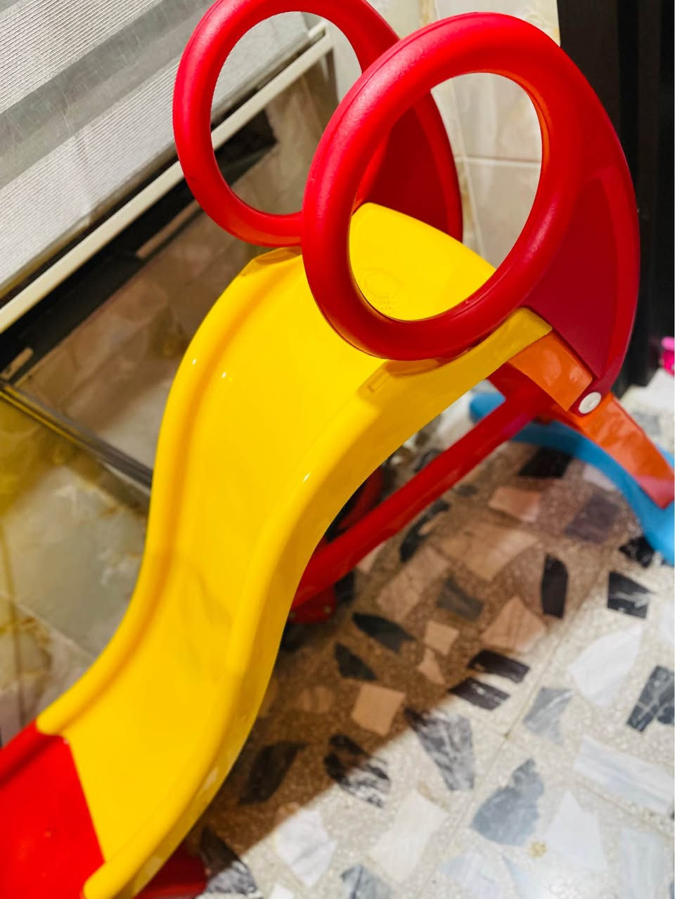 زحليقه اطفال 3 بايات
اشتريها ب40
اريدها ب25 
مابيها اي اضرار 
مكاني بغداد مدينه صدر 
يوجد خدمه توصيل جميع المحافظات العراق بغداد, العراق


**إذا كنت صاحب هذا الإعلان وتريد حذفه لأي سبب، رجاءا أرسل رسالة إلى الدعم الفني**