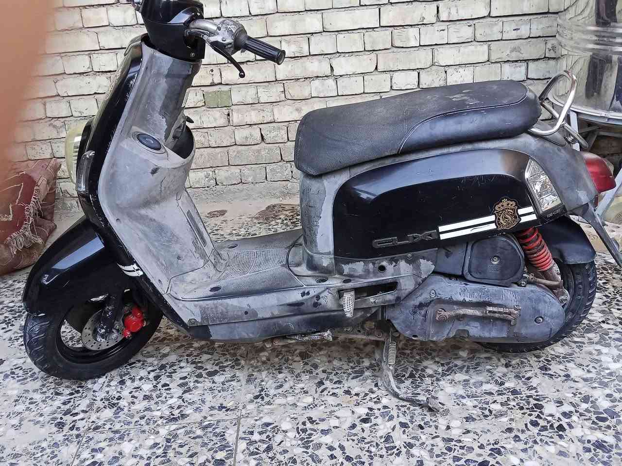 السلام عليكم دراجة بوليس للبيع صار الهه شهر و نص او شهرين من طالعه رمبه دراجة نضيفه كلش و شلعه مالته تخبل سعر 1 و50 و بيه مجال للطيبين بغداد *********** واتساب
