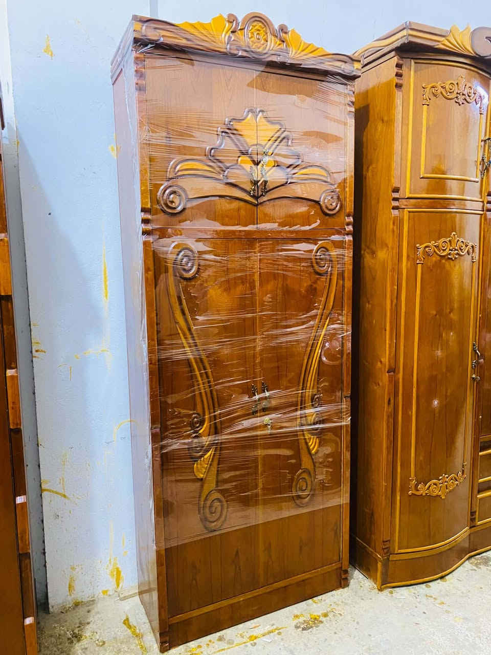 غرفة نوم عراقي مستخدم اخو الجديد وباسعار مناسبة شغل درجة اولى مرتب ضهر جرجوبة توصا  احطاطة صاج خارج 
السعر 850 وبيها مجال للطيبين 
رقم الهاتف ***********
