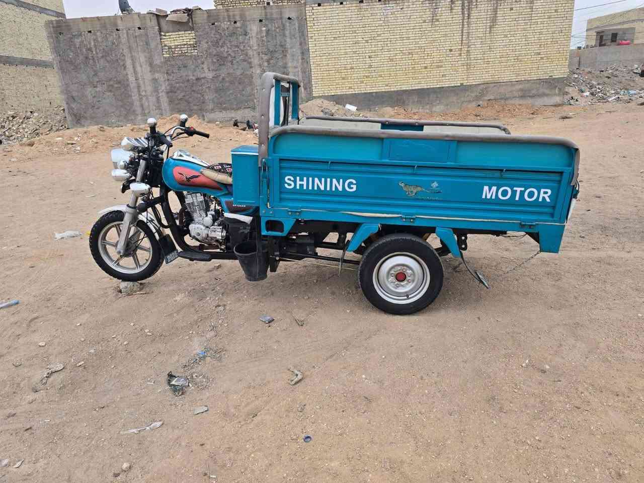 سلام عليكم ستوته للبيع موديل 2023مكفوله كفاله عامه وراق اصولي ستوته نضيفه وخير من الله مكاني كربلاء حي العامل ***********
