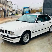 بي ام ٥٢٥ • ١٩٩٠ • تو ماتيك