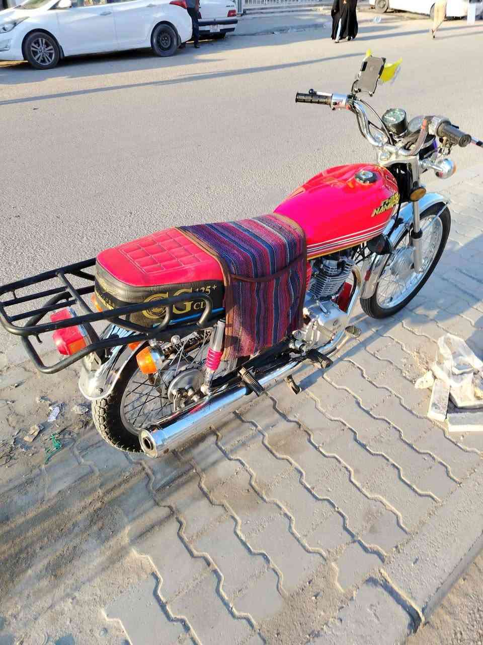 سلام عليكم دراجه اربعه كير رقم وسنويه لبيع او مروس بديون اوراق السعر مليون 400وبيه مجال لشراي الدراجه برغي ما عايزه  مكينه مكفوله دراجه موديل 23مكفوله 
رقم ***********
