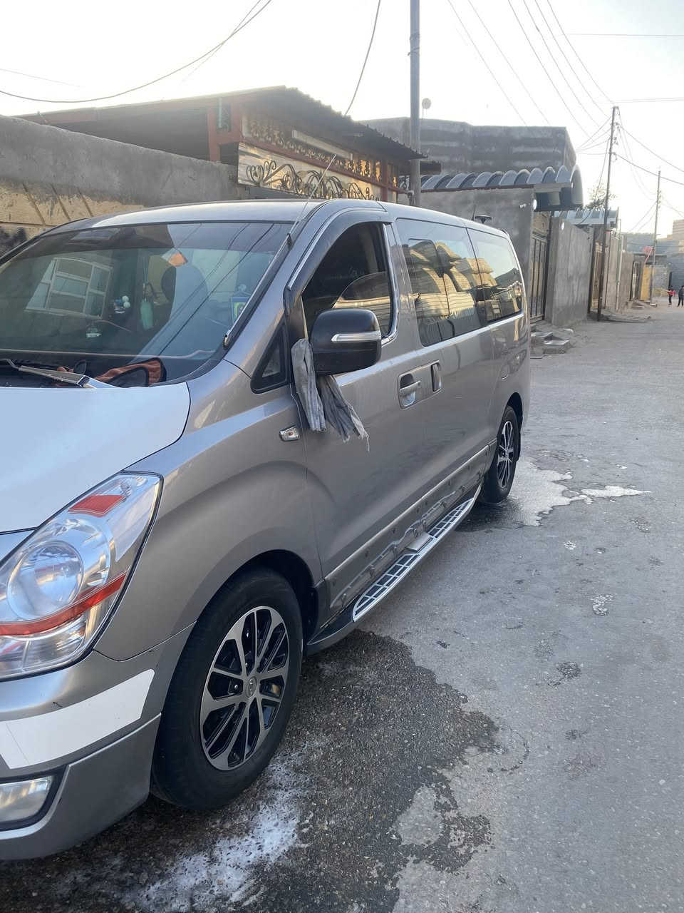 سلام عليكم ستاركس 12 مسكر اصل محرك 12البلاد محرك كير مكفول  سياره مكفوله كفاله عامه من ضربه وصبغ تخم تاير توه شاده تبريد تتدفئه كله مكفول جامه مغلفه نانو عينه دبلو دوشمه كشنات ارضيه كله جديد شاشه كبيره زنون عالي ناصي كله جديد حداده نص عمر فقط السعر 195  وبيه مجال اي استفسار مكاني البصره اتصال ***********
