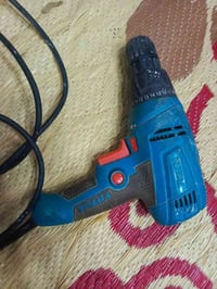 بيع مستعجل جدا وبسعار مناسبة تواصل وياي وميكون خاطرك اله طيب غراض سيار...