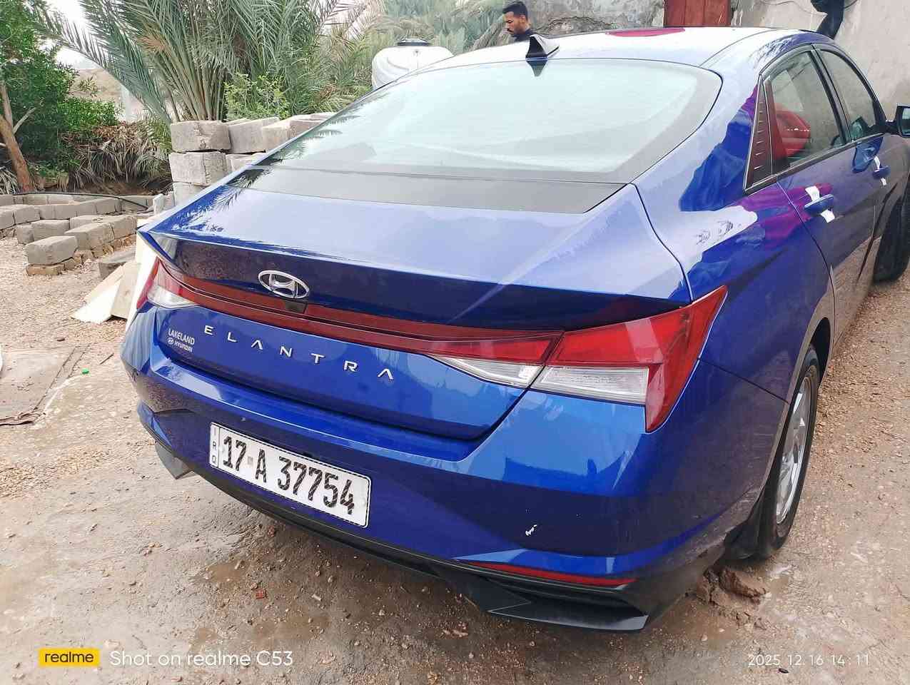 السلام عليكم
الانترا للبيع مديل 2021
معوقين ماشيه 80
تبديل بنيد فقط 
وكاله عامه 
السعر 127بيه مجال
مكان السياره السماوه الرميثه
***********
