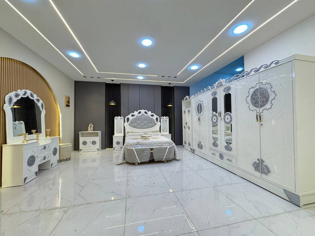 #تخفيض 
بمليون فقط 

#غرف #نجاره #عراقيه 💯💯

تتكون من 7 قطع 
عرض الكنتور 3 و20سم
ارتفاع الكنتور 2 و20سم
السرير بلوك ٦ ارجل
طول السرير 200 سم 
عرض السرير 160 سم 
الضهر براغي
متوفر توصيل مع الشد كافه محافظات العراق 
 #غرفه #نوم #عراقيه
#خاص #عرض #بغداد #حله #كربلاء #نجف
#ديوانيه #كوت #سماوه #ناصريه #بصره #فلوجه 
#رمادي #واسط  #اعماره #قادسيه #دجله #فرات 
متوفر طابوريه 15
الشازلون 50 الف
حسب طلب


**إذا كنت صاحب هذا الإعلان وتريد حذفه لأي سبب، رجاءا أرسل رسالة إلى الدعم الفني**