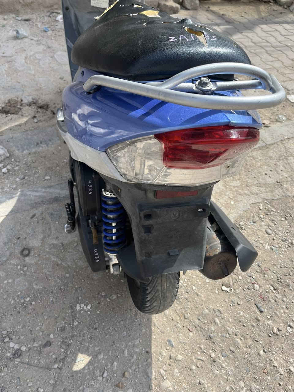 سلام عليكم
ماكس منغولي النضافه كدامك  دراجه جديده وختم واحد كلها مامفتوحه الدراجه مكاني نجف شارع المدينه          السعر 650 وبيه مجال ***********
