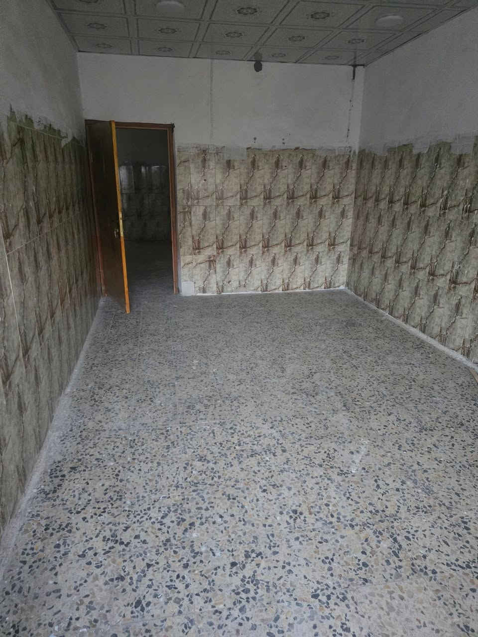 بيت للايجار مساحة ١٠٠ متر طابق واحد العنوان الشيشان الاوله استفسار ***********
