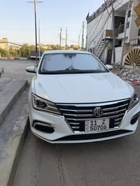 Mg 5 وارد شركة موديل 2025 ماشية 1500 كيلو يعني تقريبا بعدها زيرو سعرها...