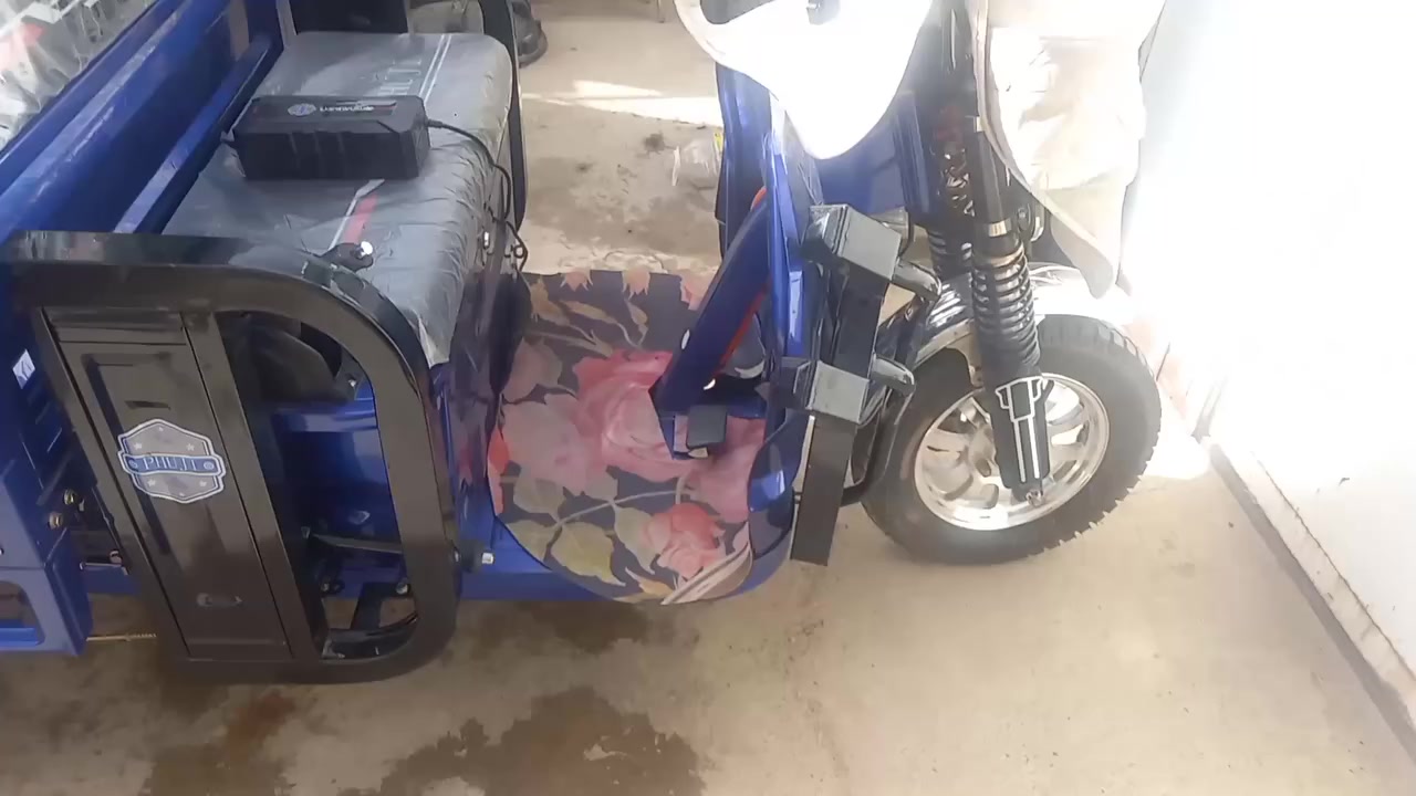 متاح ستوته شحن حجم كبير السعر مليون و٣٠٠ وبيهه شي بسيط مكاني بغداد البياع سويب وهذا رقم تليفوني *********** والبيبان مالتهه مغسولات ومضمومات والجكات هم موجودات
