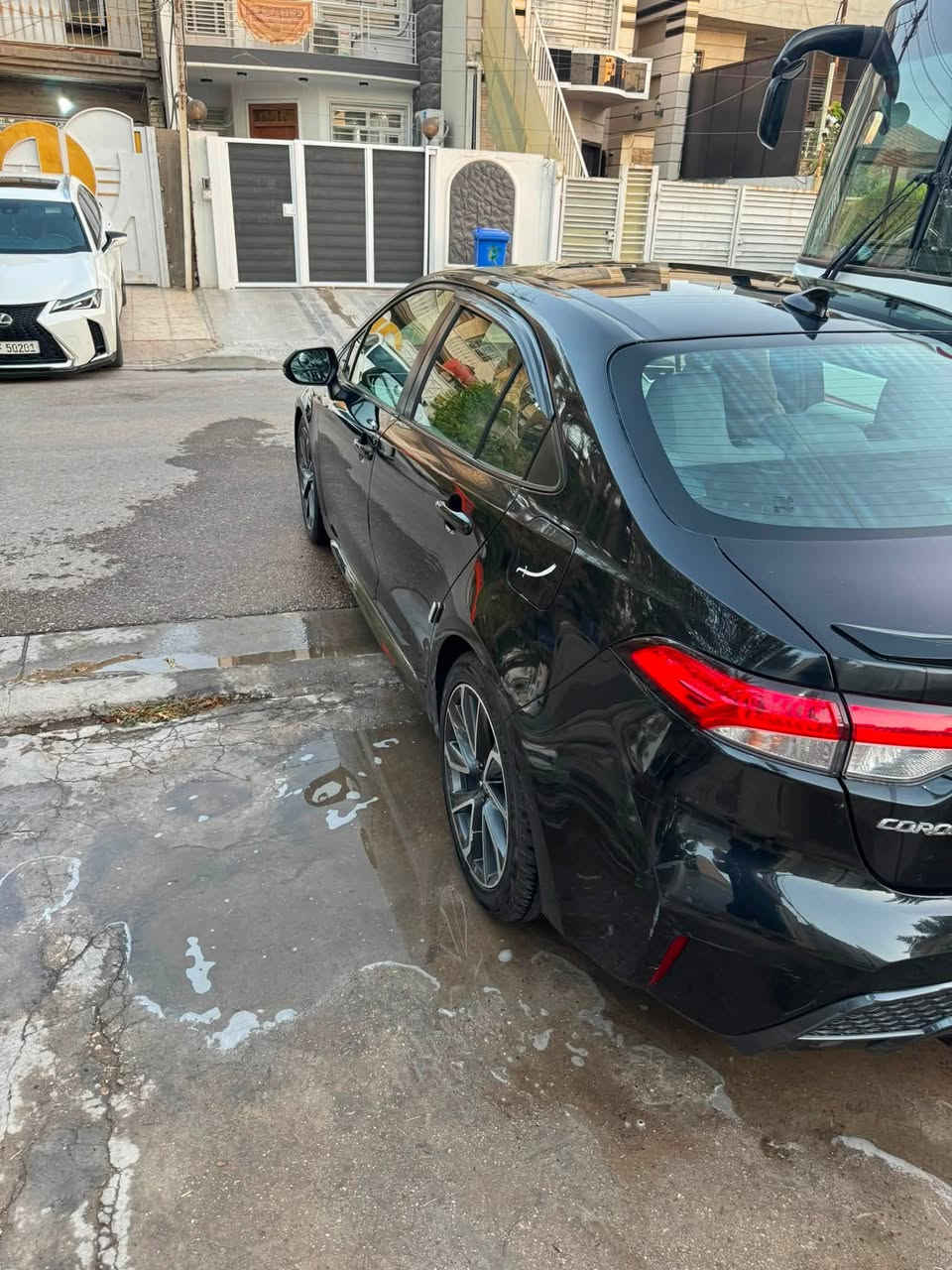 متاح كورلا موديل ٢٠٢٠ سبورت لون اسود مواصفات فول فتحة رادار امامي تحكمات بصمة لايت زينون led اشاير بل مري شفتات صندوق بصمة تحديد مسار سياقة ذاتيه مكينه ٢٠٠٠ يستقبل بانزين محسن وعادي صبغ بنيد ودعامية ايرباك استيرن راجع سستم مكان بغداد حي العدل ***********
