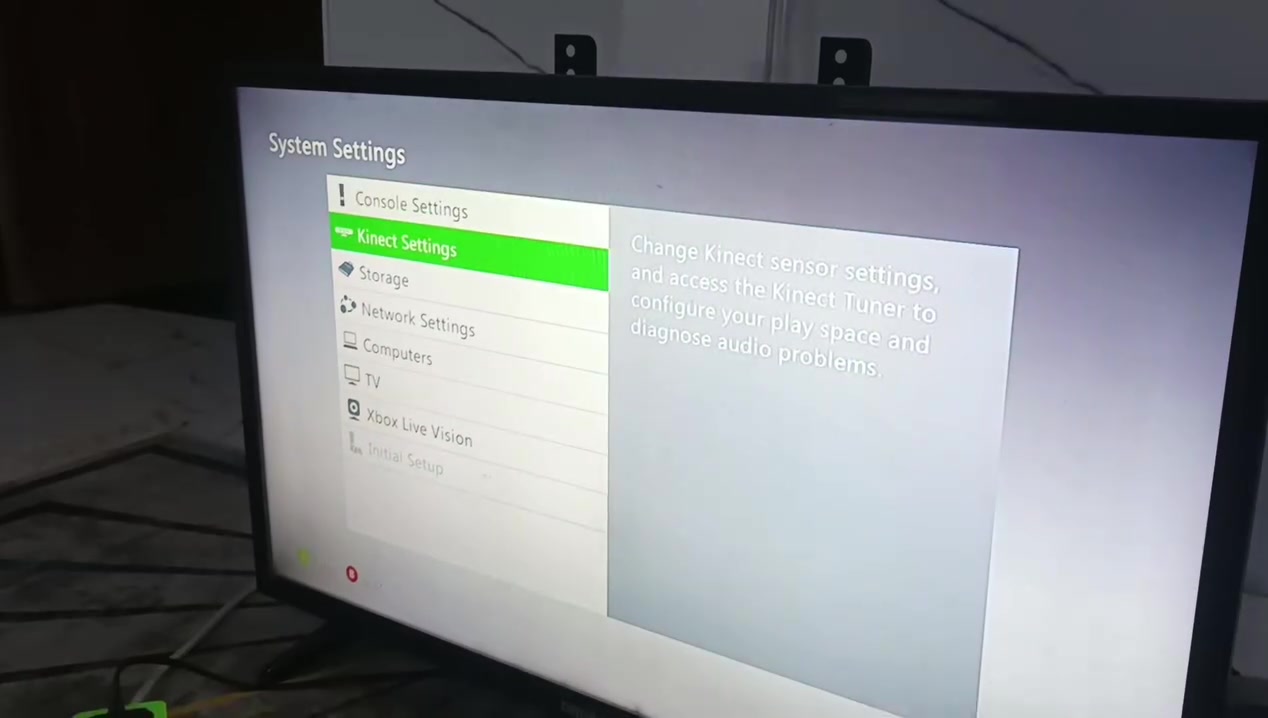 يا الله 

توفر Xbox 360 sliem 

ملحقات جهاز 
محولة الاصليه 
جوستك عدد1 واير 
فيش الاصليه + يشتغل hd طبيعي 
كامل كل ملحقاته 

حجم الهارد 460 گيگه موضح بلفيديو

الجهاز لا يحتوي على العاب تگدر تاخذه لاي ابو مكتب تنزله العاب اللعبه ب 1 الف 

مكاني ناصرية 
يوجد توصيل 

السعر     90 ألف


**إذا كنت صاحب هذا الإعلان وتريد حذفه لأي سبب، رجاءا أرسل رسالة إلى الدعم الفني**