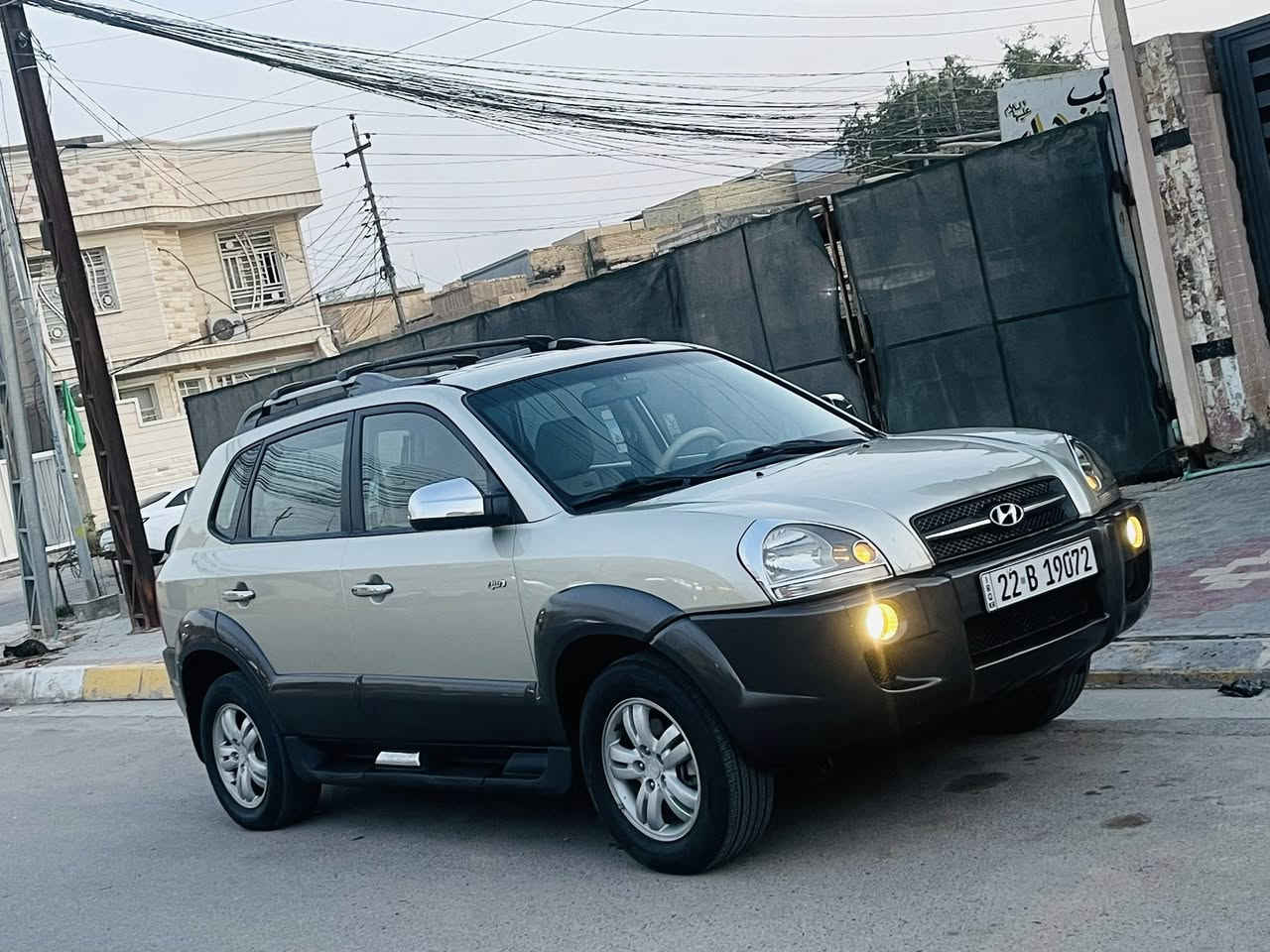 توكسان خليجي موديل2008
رقم اربيل الدولي سنويه لل28
كفاله عامه ماعدا الموضح بلسونار
مكينه 2000 دوش
4ويل
سياره جديده حيل 
مابيها نقص 
السعر 107$
مكاني كربلاء 
***********
