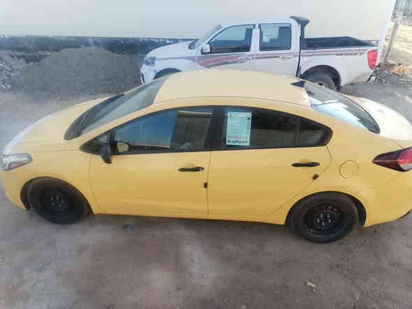 كيا فورتي 
2017
شرط التحويل 
تحكم ستيرن 
مكينه 2000دوش
بدون ايرباك حادث 
تبديل قبق جنطه فقط اصلي 
جاهزه من كلشي 
ضرره من الخلف بسيط 
مكينه جيد جدا 
كير مضبوط
حداديه شرط 
منضومة غاز شغاله
مكاني ديوانيه 
سعرها 120بيه مجال 
***********
***********
