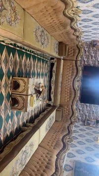 تخم تسگام شغل يدوي اسفنج عالي مظغوط ضمان خمس سنوات تاج ذهبي كبير  18 م...