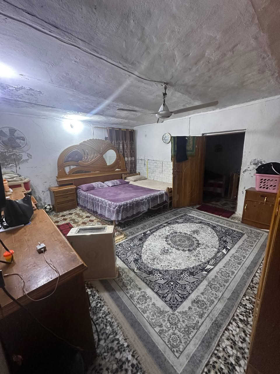 دار للبيع (بغداد-حي اور)
المساحة:١٨٣
النزال:٢٠
الواجهة:٦/٢
يحتوي على تداخل 
بناء قديم 
للاستفسار الاتصال هذا الرقم:
***********
