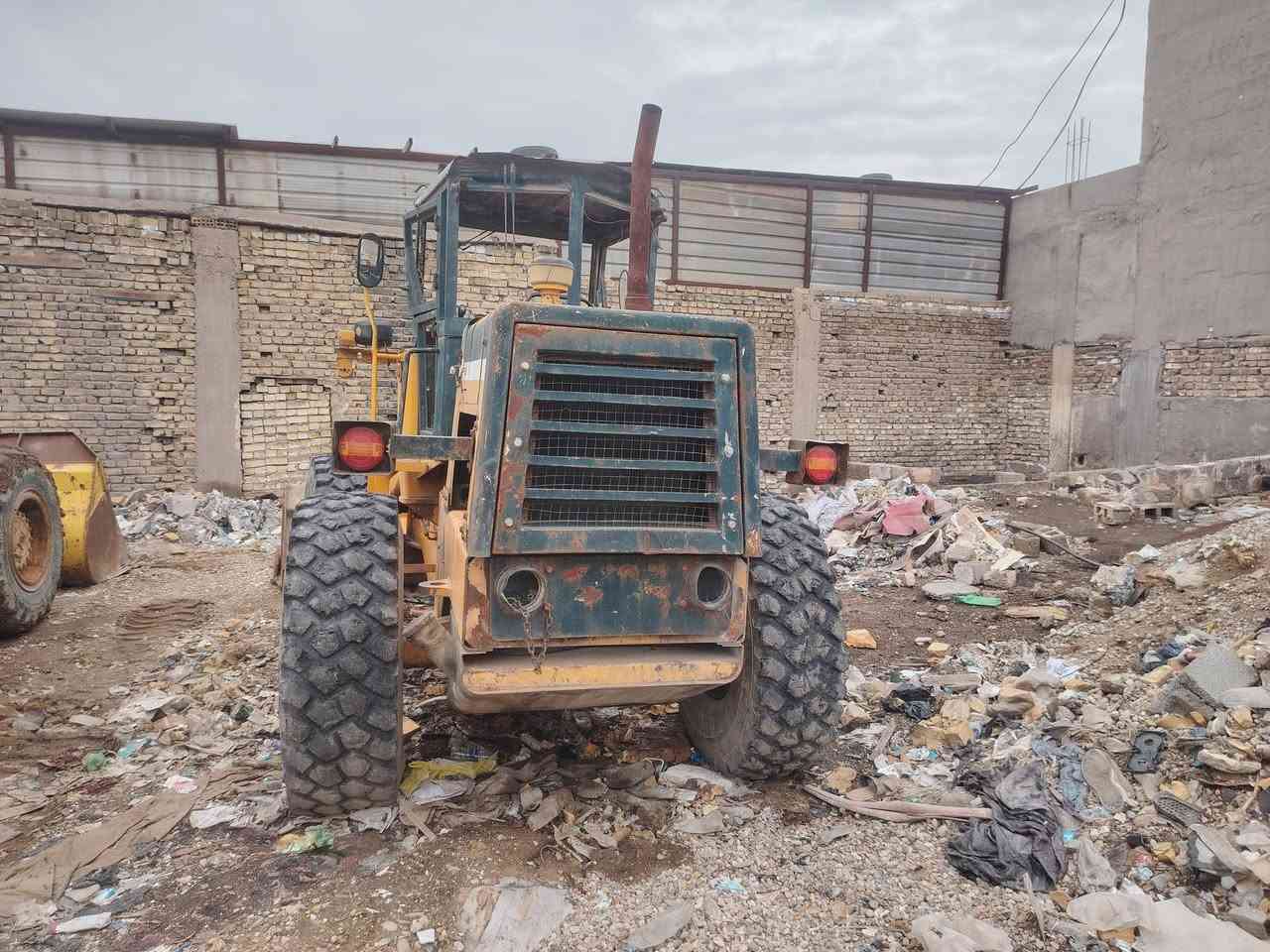 سلام عليكم شفل كوماتسو حجم ١٠٠ اللبيع رقم اسود مديل ٩٧ تفاصيل أكثر اتصل على هذا الرقم ***********
