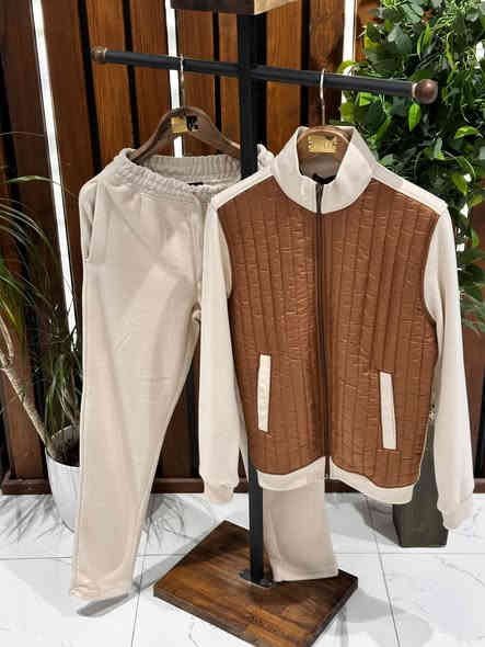 ياالله
توفر لدى ازياء العوادي 🔴🔴
تراكسوت خام ثقيل
متوفر بأربع الوان ✔️ ✔️ 
وقياسات كامله 😁😁😁
ازياء العوادي
مجاور رتاج للموبايل 
***********
