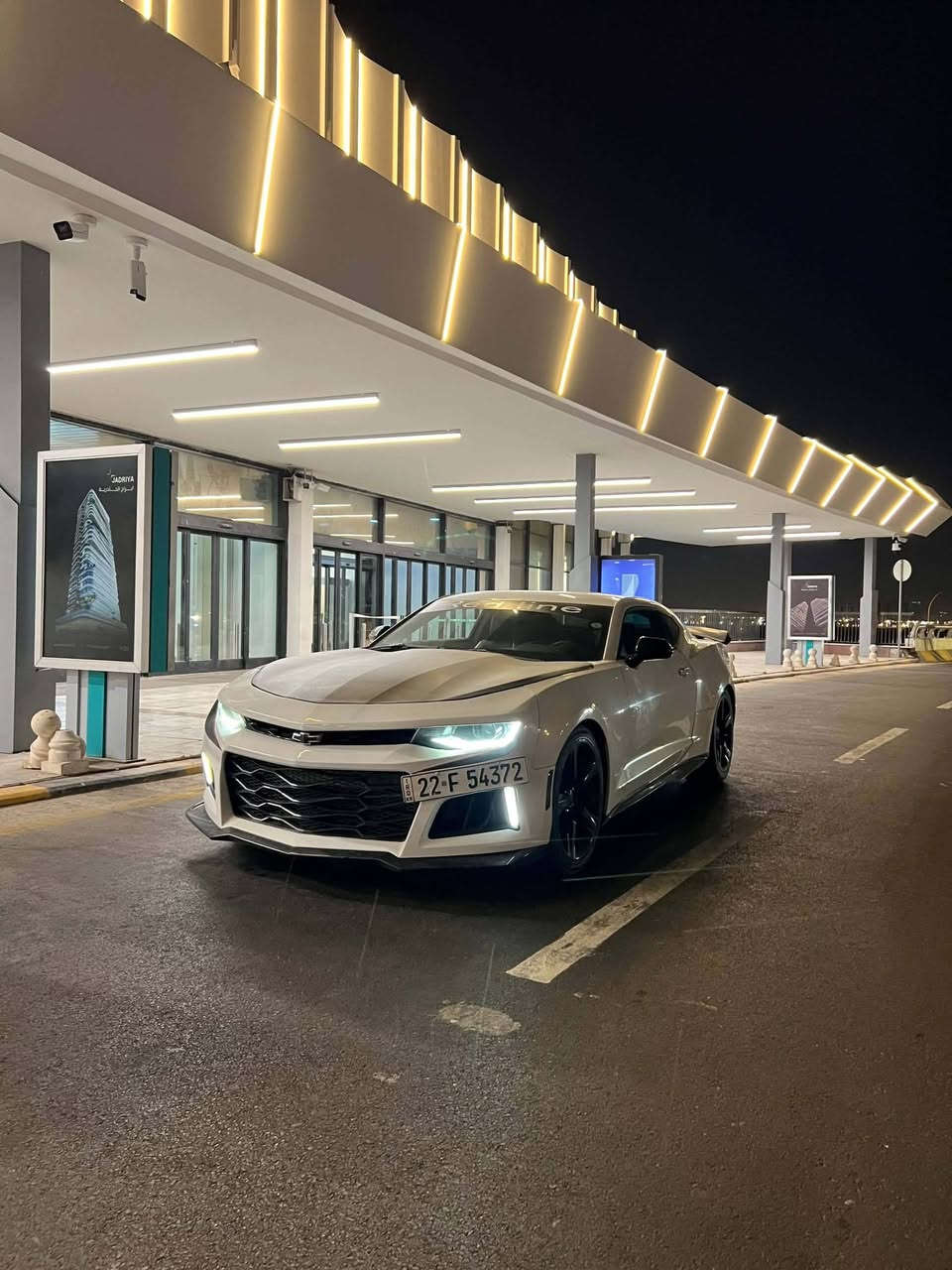 كمارو 2018  RS 6 نسخه (ريد لاين )
_مواصفات السياره 
_ويل تو سايز  20 ZL1
_شاشه كبيره  ام الد كار بلي
_كير 3 وضعيات قياده
_شفتات كير ستيرن  
_سستم سماعات بوس + دمام بلادي خلفي 
_لكزوز تحكم بالشاشه بلادي تفتحه وتطفي من الشاشه بي 3 _وضعيات  (اكتف لكزوز) بلادي
_تشغيل عن بعد
_وضعيات استيرن  تتحكم بيها بالشاشه 
_سكوب جامه خلفي 
_بصمه ابواب 
_تحكم مري جانبي جهتين 
_تحكم كشنات 4 وضعيات السايق والصدر  
_فتحه بالقماره كامل ونصف 
_سايد بريك بصمه
_كشنات جلد تدفئه +تبريد 
_تبريد مناخي جهتين السايق والصدر  
_مري جانبي بلاد سود 
_لد وحاجب امامي ودعاميه ومازدات ZL1
_بك لايت سموك 
_اشارات جانبيه سموك لد ترحيب 
سياره بسمي منقصها شي مكينه كير كفاله تدفئه تبريد وكهربائيات السياره كلشي كامل  صدرها 70% السياره مبيها نقص
حادث السياره رافقه وي الصور   سعر السياره130$
*********** اجاوب واتس واتصال
