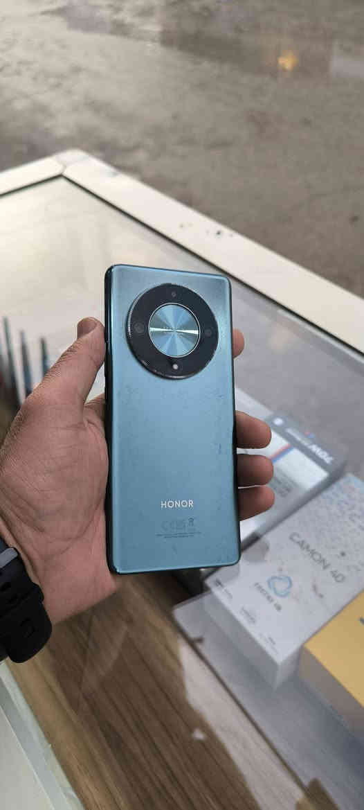 بوكوx6pro ذاكره 512
هونرx9b ذاكرة256 عشوائية 12
هوت50برو بلاص
ايباد  ريدمي باد2 ياخذ خط ذاكرة 128
*********** الخضير, المثنى
